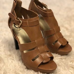 Guess brown heels